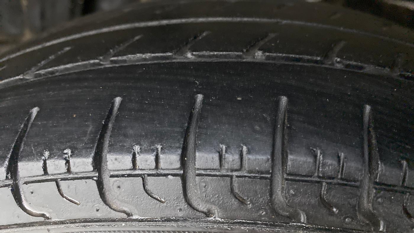 2018 Maruti Alto 800 VXI (O), Petrol, Manual, 48,419 km, Left Rear Tyre Tread