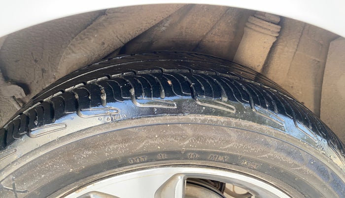 2017 Hyundai Verna 1.6 VTVT SX (O) AT, Petrol, Automatic, 43,429 km, Left Rear Tyre Tread