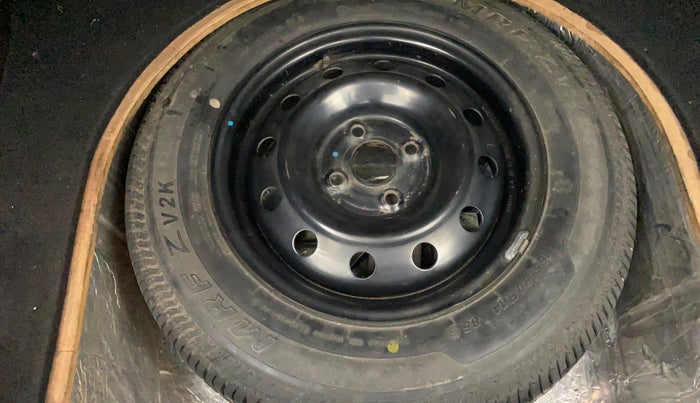 2014 Maruti Swift Dzire VDI, Diesel, Manual, 1,37,292 km, Spare Tyre