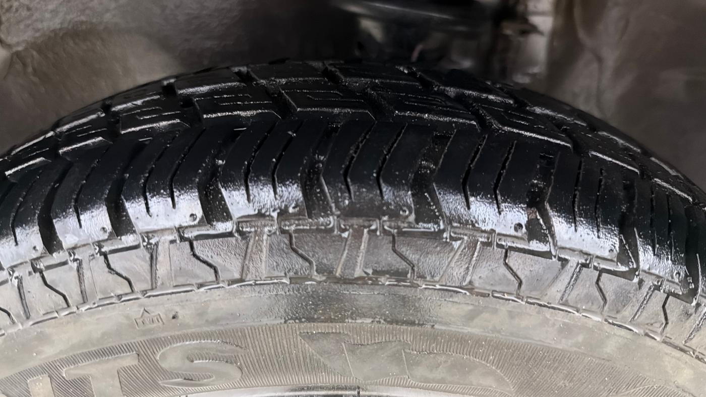 2013 Maruti Alto 800 LXI, Petrol, Manual, 21,150 km, Left Front Tyre Tread