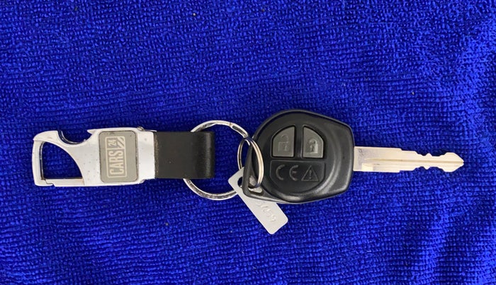 2021 Maruti Swift VXI, Petrol, Manual, 28,286 km, Key Close Up