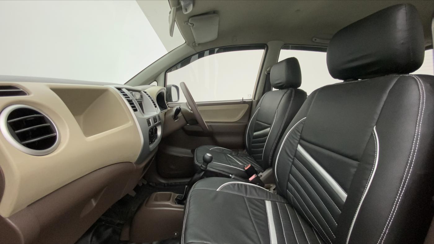 2010 Maruti Zen Estilo VXI, Petrol, Manual, 27,229 km, Right Side Front Door Cabin