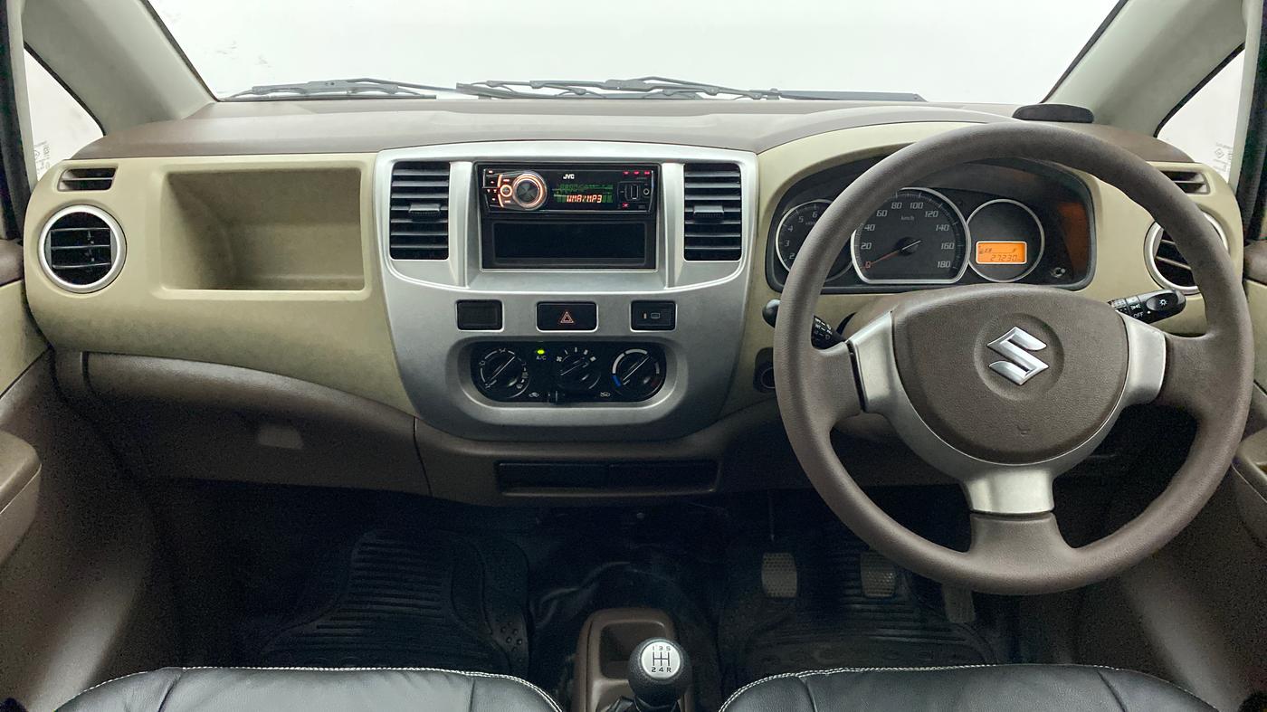 2010 Maruti Zen Estilo VXI, Petrol, Manual, 27,229 km, Dashboard