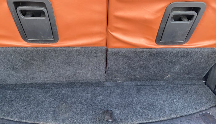 2022 Tata Safari XM, Diesel, Manual, 17,807 km, Boot Inside