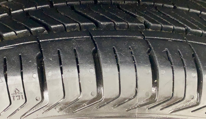 2018 Maruti Dzire VXI AMT, Petrol, Automatic, 52,638 km, Right Front Tyre Tread