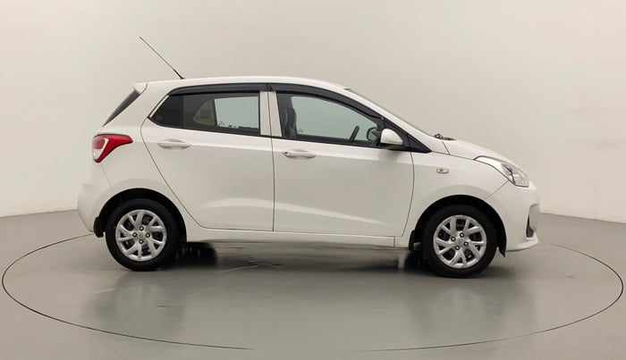 2018 Hyundai Grand i10 MAGNA 1.2 KAPPA VTVT, Petrol, Manual, 46,219 km, Right Side View