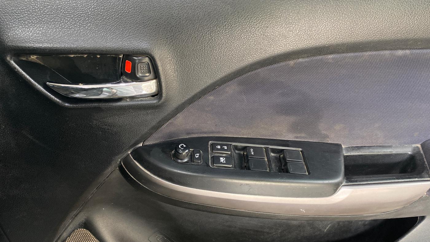 2019 Maruti Baleno ALPHA PETROL 1.2, Petrol, Manual, 59,005 km, Driver Side Door Panels Control