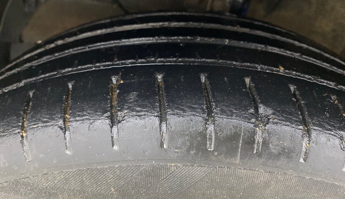 2019 Maruti Baleno ALPHA PETROL 1.2, Petrol, Manual, 59,060 km, Left Front Tyre Tread