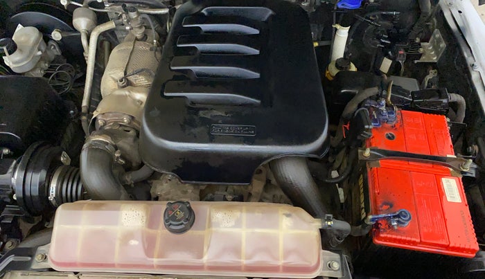 2022 Mahindra Thar LX D AT 4WD HT, Diesel, Automatic, 73,784 km, Engine View - Left