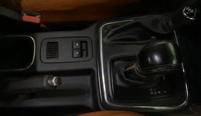 2022 Mahindra Thar LX D AT 4WD HT, Diesel, Automatic, 73,784 km, Gear Lever