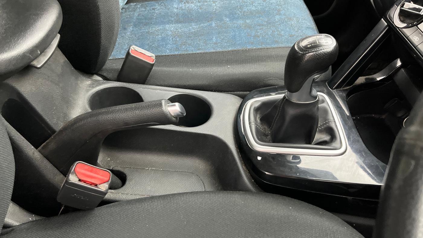2019 KIA SELTOS HTK PLUS 1.5, Petrol, Manual, 48,264 km, Gear Lever