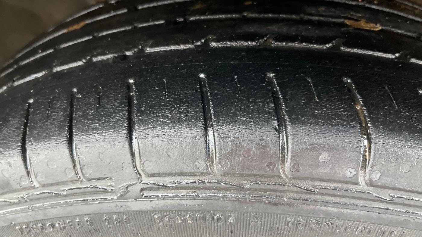 2019 KIA SELTOS HTK PLUS 1.5, Petrol, Manual, 48,264 km, Left Front Tyre Tread