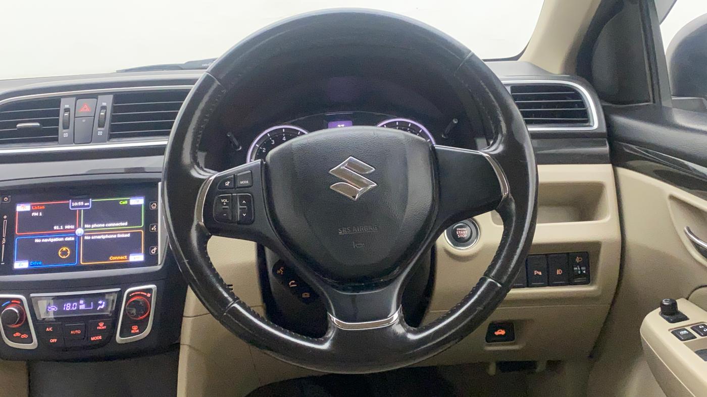 2016 Maruti Ciaz ZXI+, Petrol, Manual, 34,966 km, Steering Wheel Close Up