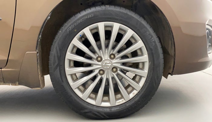 2016 Maruti Ciaz ZXI+, Petrol, Manual, 34,966 km, Right Front Wheel