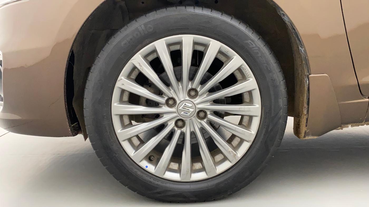 2016 Maruti Ciaz ZXI+, Petrol, Manual, 34,966 km, Left Front Wheel