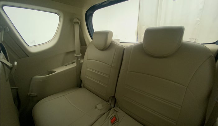 2016 Maruti Ertiga VDI SHVS, Diesel, Manual, 74,693 km, Third Seat Row ( optional )
