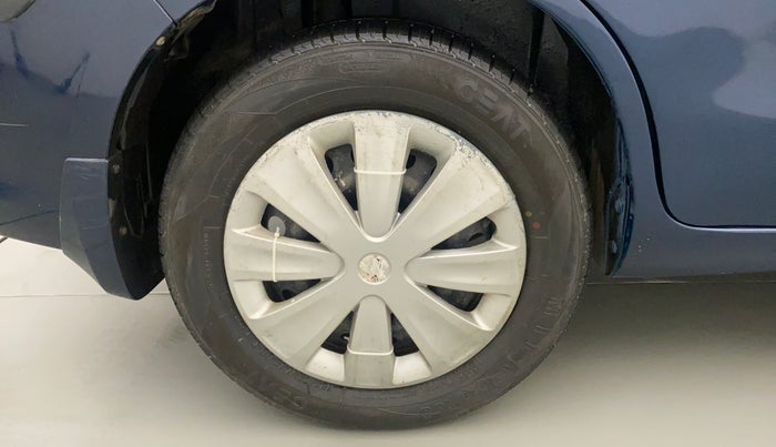 2016 Maruti Ertiga VDI SHVS, Diesel, Manual, 74,693 km, Right Rear Wheel