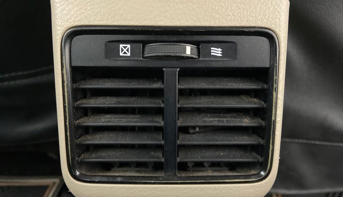 2017 Maruti Ciaz DELTA 1.4 AT PETROL, Petrol, Automatic, 70,698 km, Rear AC Vents