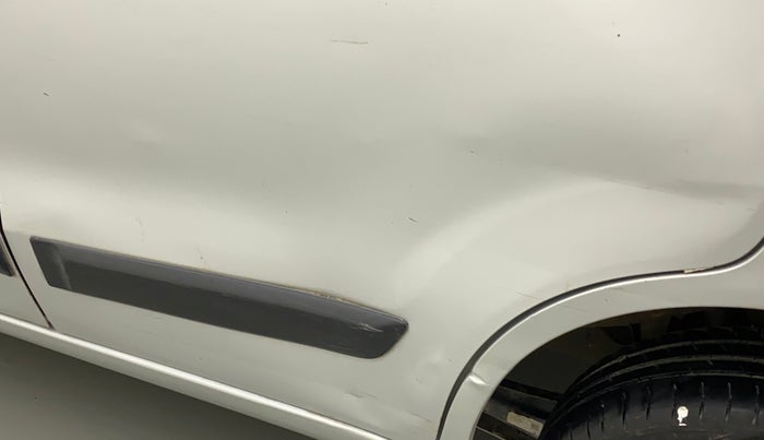 2015 Maruti Wagon R 1.0 VXI, Petrol, Manual, 84,642 km, Rear left door - Slightly dented
