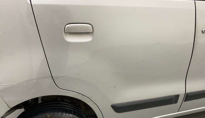 2015 Maruti Wagon R 1.0 VXI, Petrol, Manual, 84,642 km, Right rear door - Slightly dented