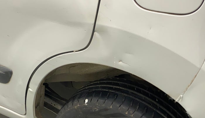 2015 Maruti Wagon R 1.0 VXI, Petrol, Manual, 84,642 km, Left quarter panel - Slightly dented