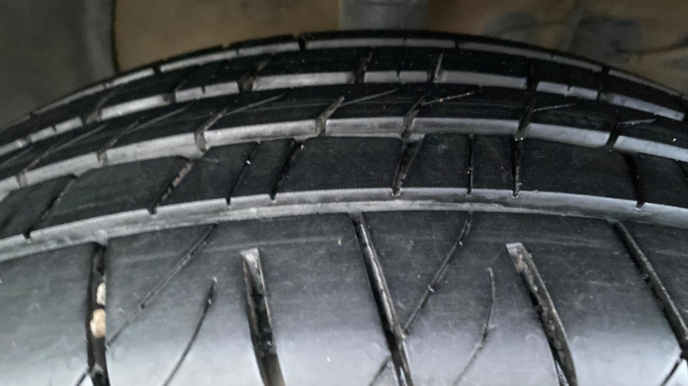 2024 Maruti Grand Vitara ZETA CNG, CNG, Manual, 96,171 km, Right Front Tyre Tread