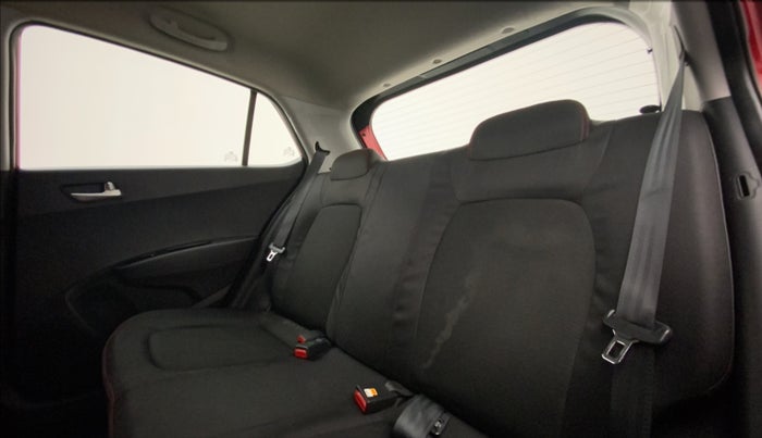 2018 Hyundai Grand i10 SPORTZ 1.2 KAPPA VTVT DUAL TONE, Petrol, Manual, 22,963 km, Right Side Rear Door Cabin