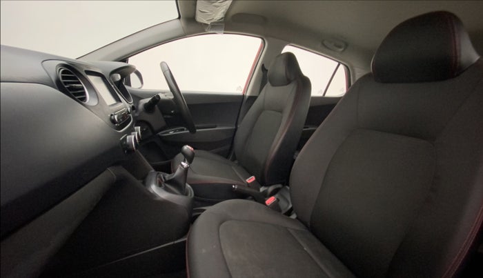2018 Hyundai Grand i10 SPORTZ 1.2 KAPPA VTVT DUAL TONE, Petrol, Manual, 22,963 km, Right Side Front Door Cabin