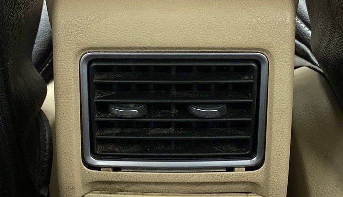 2018 Volkswagen Ameo HIGHLINE PLUS 1.5L AT 16 ALLOY, Diesel, Automatic, 85,692 km, Rear AC Vents