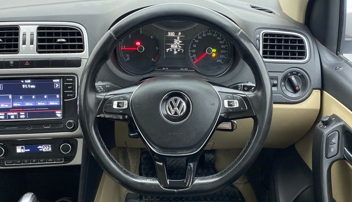 2018 Volkswagen Ameo HIGHLINE PLUS 1.5L AT 16 ALLOY, Diesel, Automatic, 85,692 km, Steering Wheel Close Up