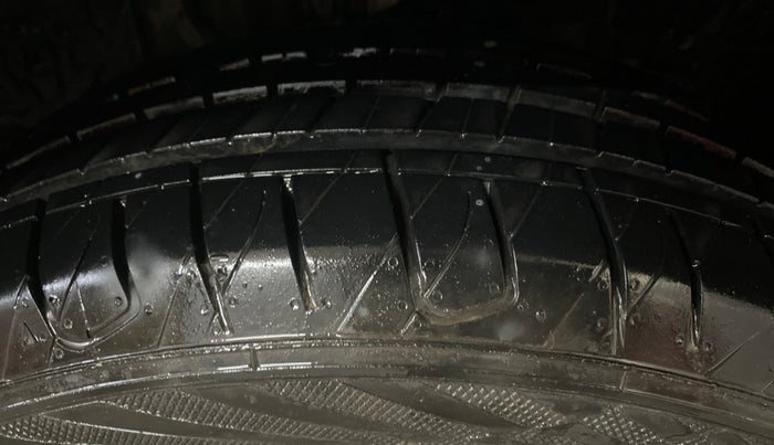 2022 Tata NEXON XE PETROL, Petrol, Manual, 44,218 km, Right Front Tyre Tread