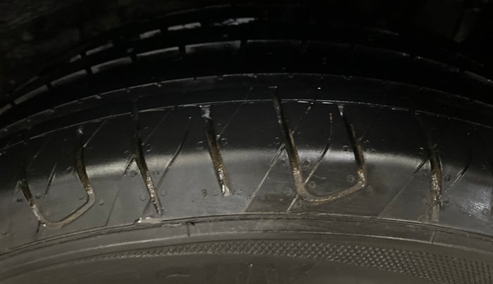 2022 Tata NEXON XE PETROL, Petrol, Manual, 44,218 km, Left Rear Tyre Tread