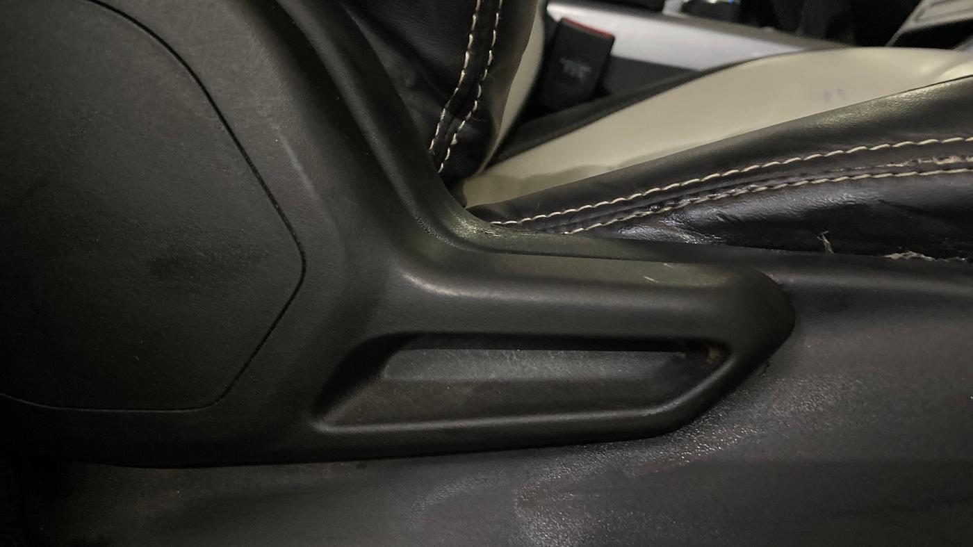 2022 Tata NEXON XE PETROL, Petrol, Manual, 44,218 km, Driver Side Adjustment Panel