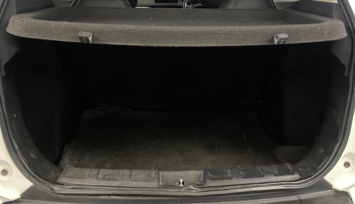 2022 Tata NEXON XE PETROL, Petrol, Manual, 44,218 km, Boot Inside