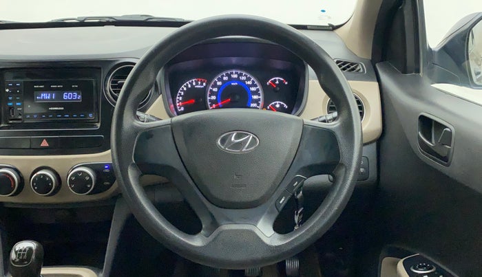 2017 Hyundai Grand i10 MAGNA 1.2 KAPPA VTVT, Petrol, Manual, 45,843 km, Steering Wheel Close Up