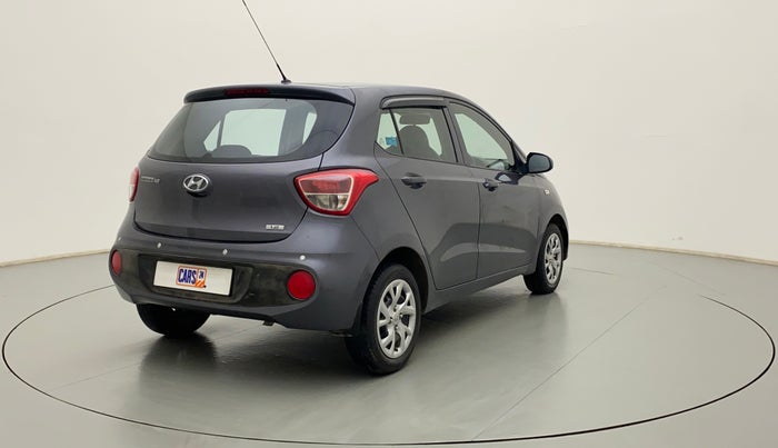 2017 Hyundai Grand i10 MAGNA 1.2 KAPPA VTVT, Petrol, Manual, 45,843 km, Right Back Diagonal
