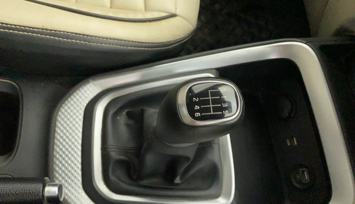 2021 KIA SONET HTX 1.0 IMT, Petrol, Manual, 39,788 km, Gear Lever