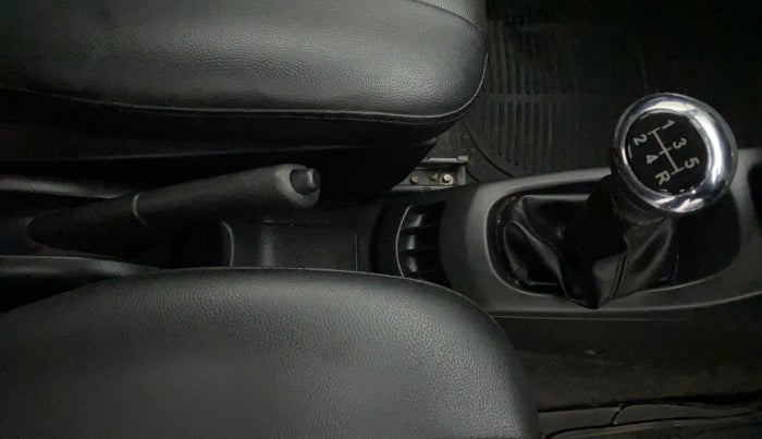 2015 Maruti Wagon R 1.0 LXI CNG, CNG, Manual, 37,064 km, Gear Lever