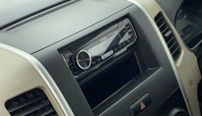 2015 Maruti Wagon R 1.0 LXI CNG, CNG, Manual, 37,064 km, Infotainment system - MP3 player - Not Working
