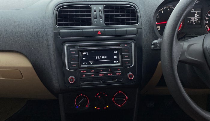 2017 Volkswagen Ameo COMFORTLINE 1.2, Petrol, Manual, 70,916 km, Air Conditioner