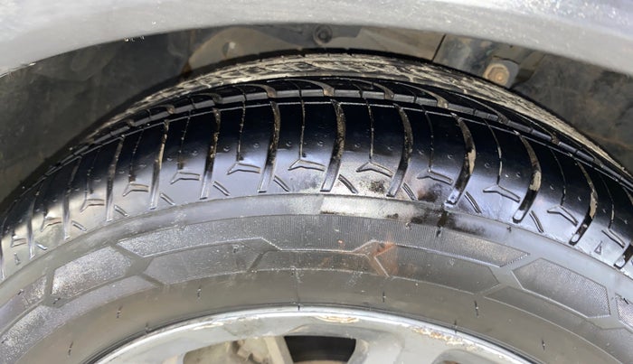 2018 Ford FREESTYLE TITANIUM PLUS 1.5 DIESEL, Diesel, Manual, 28,499 km, Left Front Tyre Tread