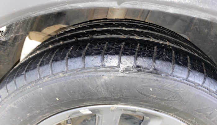 2018 Ford FREESTYLE TITANIUM PLUS 1.5 DIESEL, Diesel, Manual, 28,499 km, Right Rear Tyre Tread