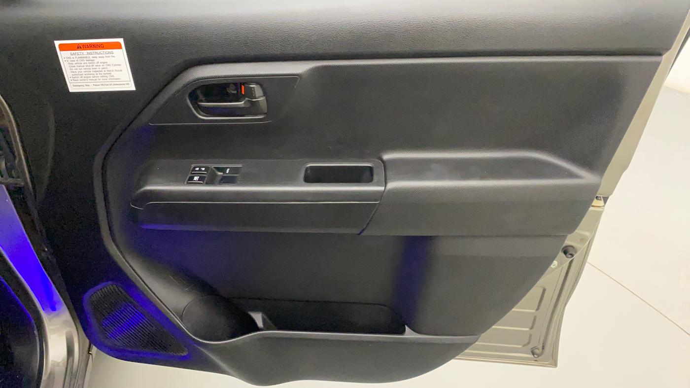 2021 Maruti New Wagon-R LXI CNG (O) 1.0, CNG, Manual, 42,753 km, Driver Side Door Panels Control