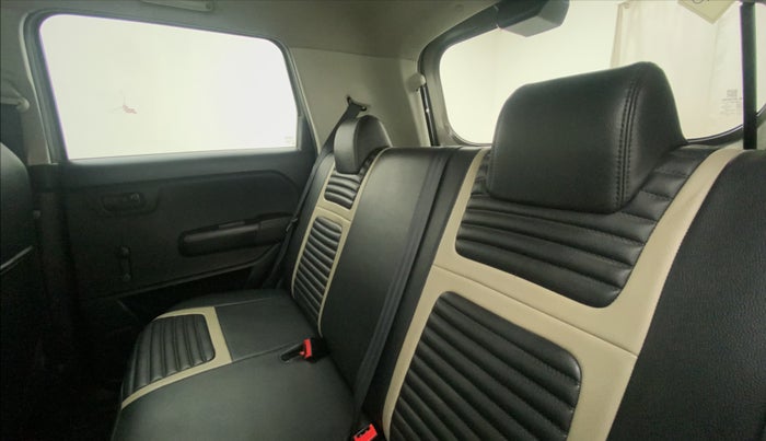 2021 Maruti New Wagon-R LXI CNG (O) 1.0, CNG, Manual, 42,753 km, Right Side Rear Door Cabin