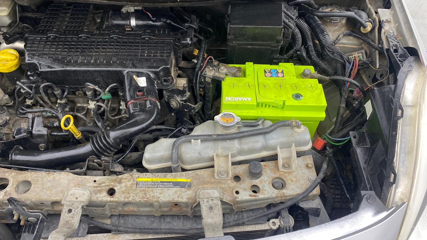 2012 Renault Scala RXZ DIESEL, Diesel, Manual, 1,37,209 km, Engine View - Left