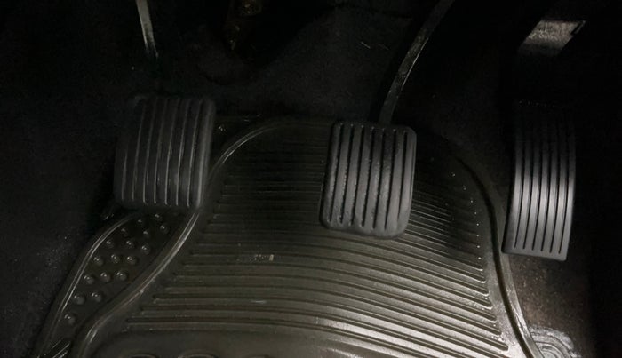 2015 Hyundai Xcent S 1.2, Petrol, Manual, 44,917 km, Pedals