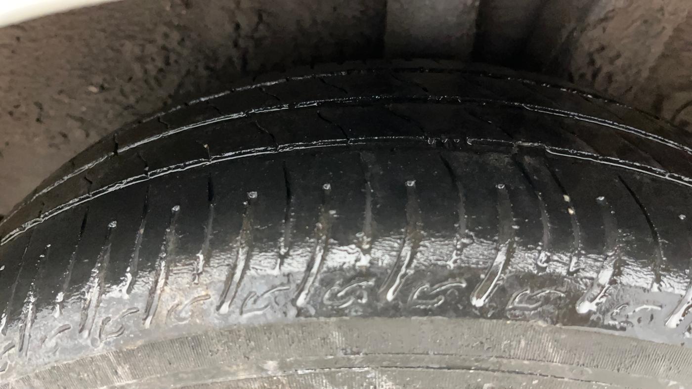 2015 Hyundai Xcent S 1.2, Petrol, Manual, 44,964 km, Left Rear Tyre Tread