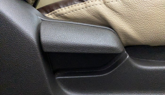 2013 Hyundai Verna FLUIDIC 1.6 VTVT EX, Petrol, Manual, 94,627 km, Driver Side Adjustment Panel