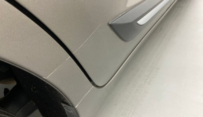2021 Maruti Baleno ZETA CVT PETROL 1.2, Petrol, Automatic, 45,356 km, Right running board - Minor scratches