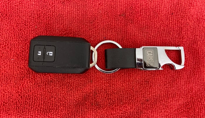 2021 Maruti Baleno ZETA CVT PETROL 1.2, Petrol, Automatic, 45,356 km, Key Close Up